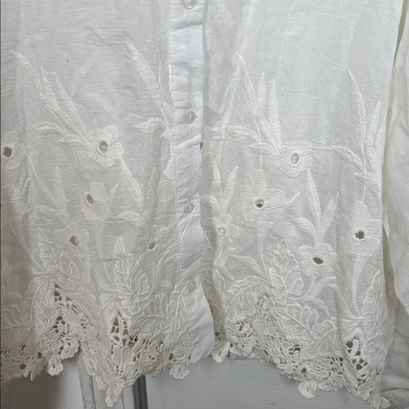 JOIE Button Up Top - Picture 4 of 6